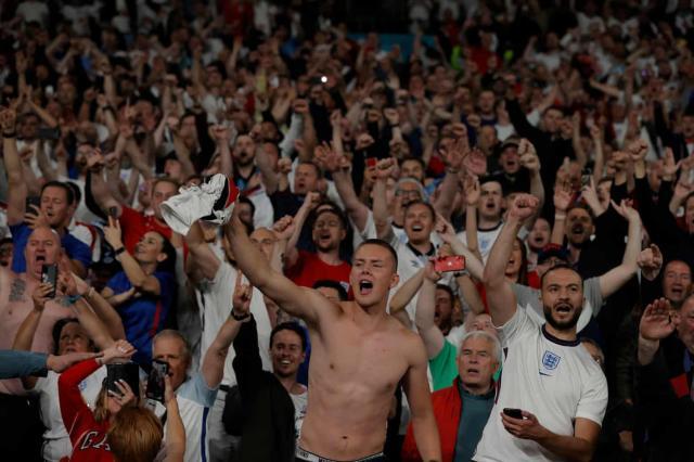 半岛体育网址-林良锋：别酸了，英格兰战胜的不只是丹麦，更是心魔